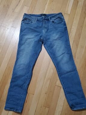 Aeropostale Men's Super Skinny Blue Jeans